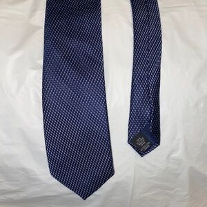 Michael Kors extra long men’s blue tie 100% silk